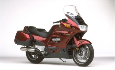 Honda ST 1100 Pan-European STD/ST 1100 Pan-European CBS-ABS with TCS