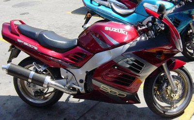 Suzuki RF 900 R