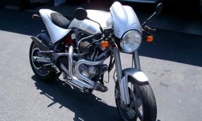 Buell White Lightning