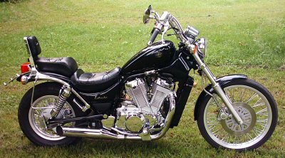 Suzuki VS 600 GLF Intruder
