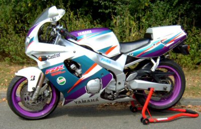 Yamaha FZR 600 R