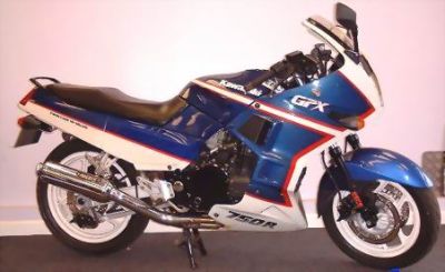 Kawasaki GPX 750 R