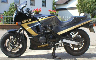 Kawasaki GPZ 600 R