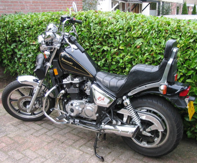 Kawasaki Z 450 LTD