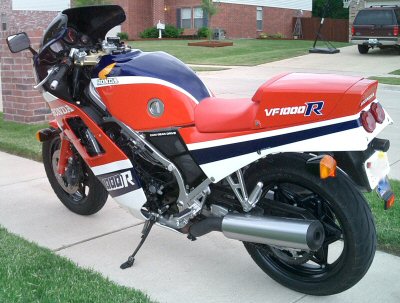 Honda VF 1000 R