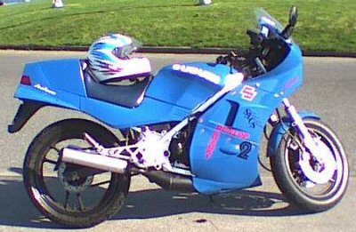 Suzuki GSX 250 E