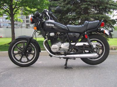 Yamaha XS 400