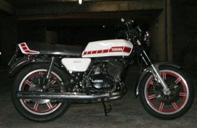 Yamaha RD 400