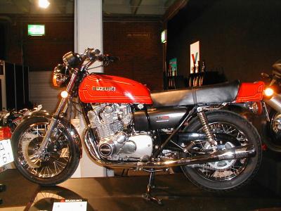 Suzuki GS 750