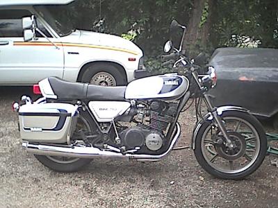 Yamaha XS 750