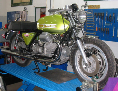 Moto Guzzi V7 750 Sport