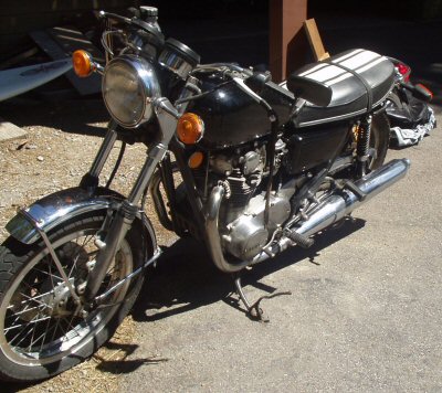 Yamaha TX 750