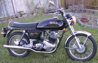 Norton Commando 750 Interstate