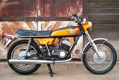 Yamaha DS 7