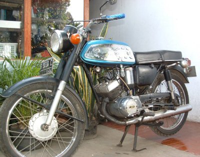 Yamaha YAS 1