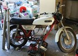 Yamaha R 5